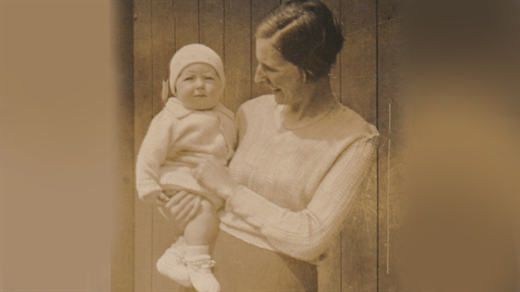 With Mum, Lena Blyth